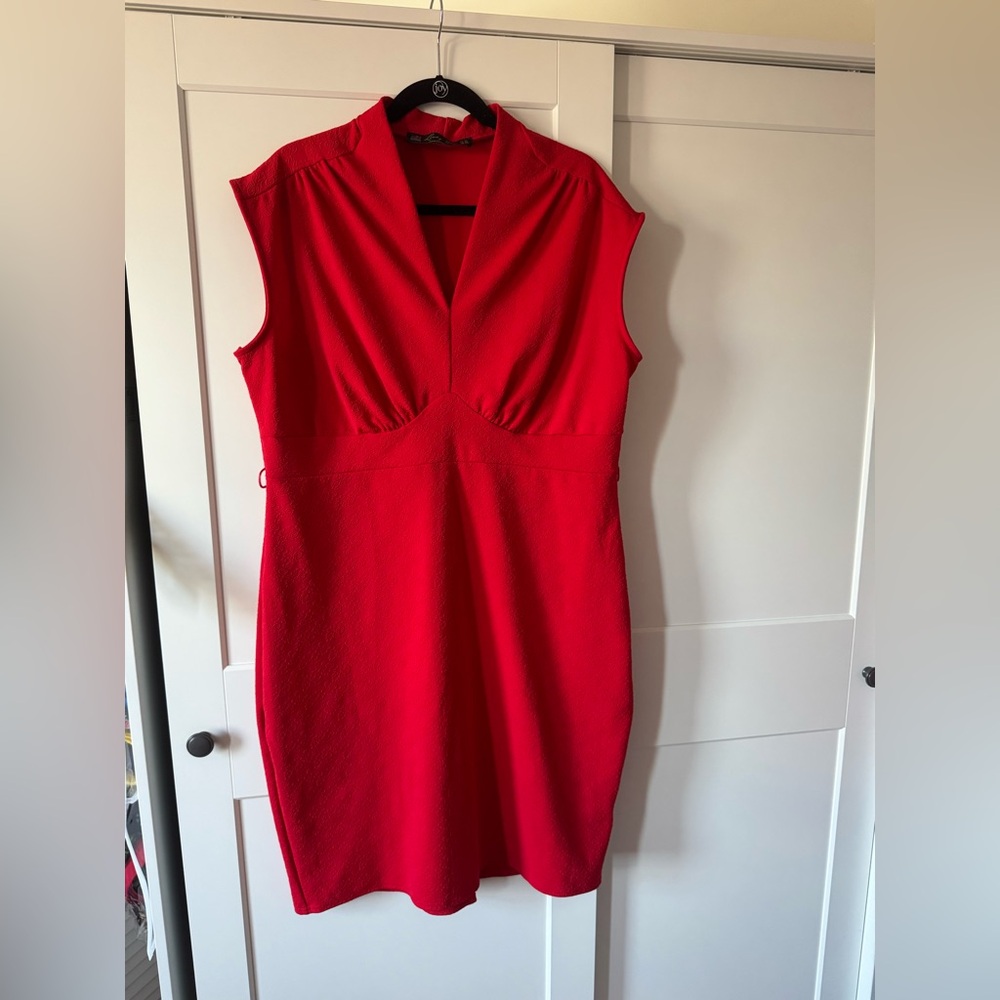 Lindy Bop Bold Red Sleeveless V-Neck Midi Dress
